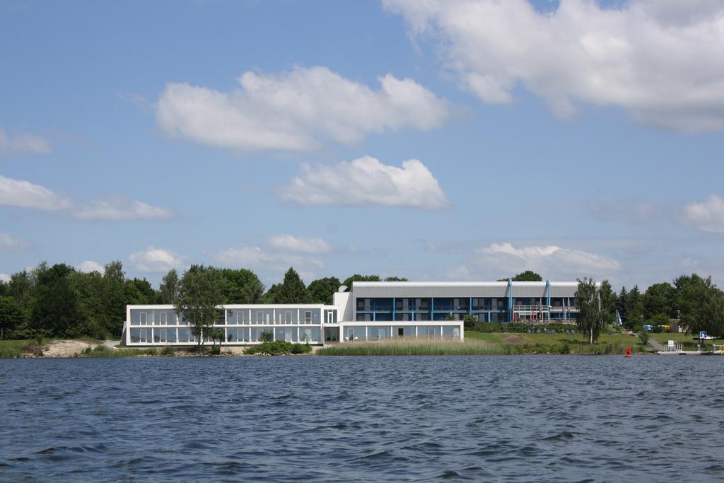 Strandhotel Senftenberger See Экстерьер фото