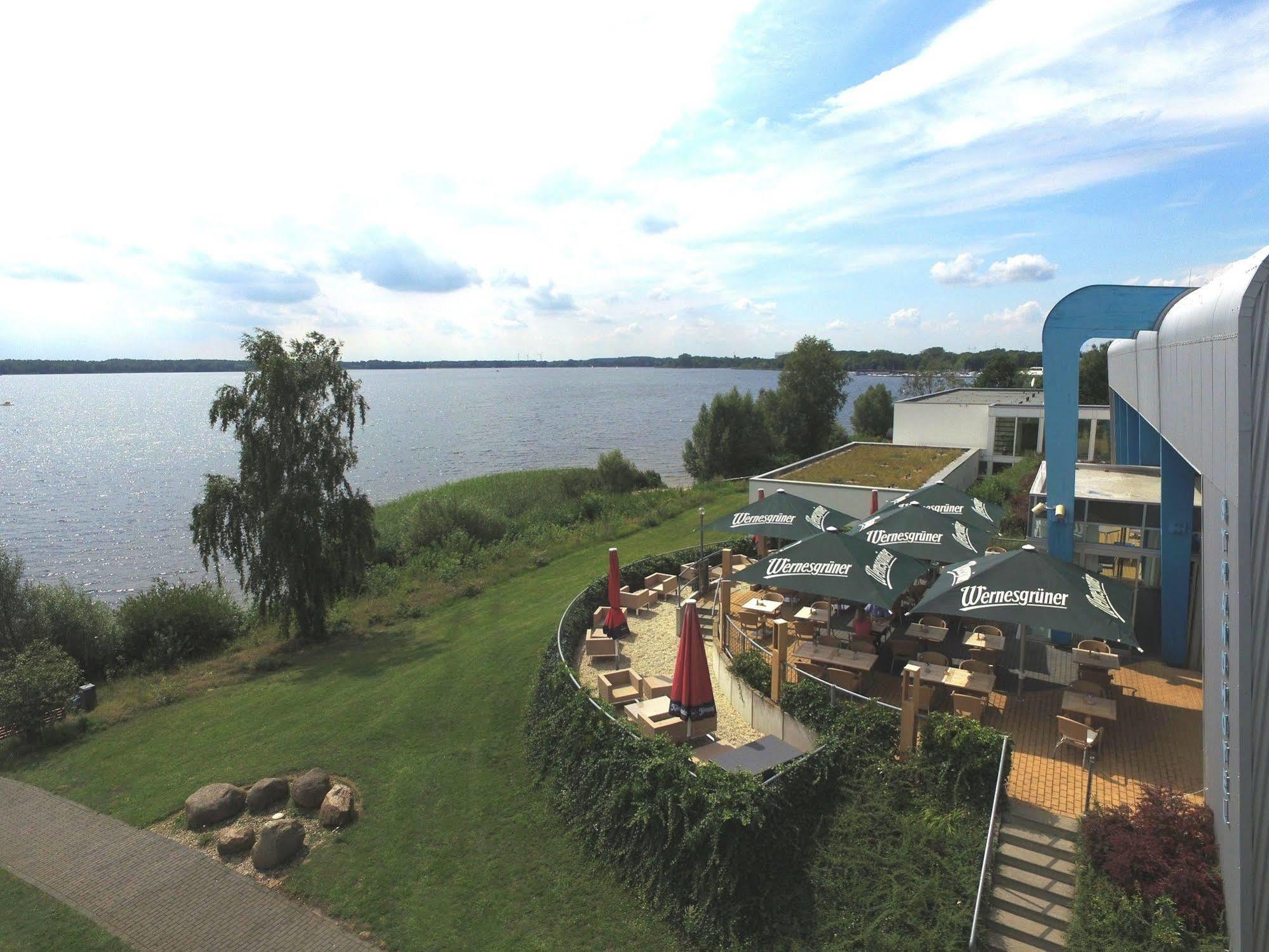 Strandhotel Senftenberger See Экстерьер фото